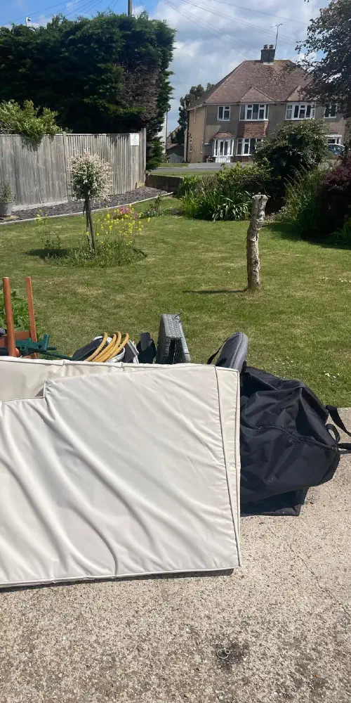 Garden Clearance, Xxx
